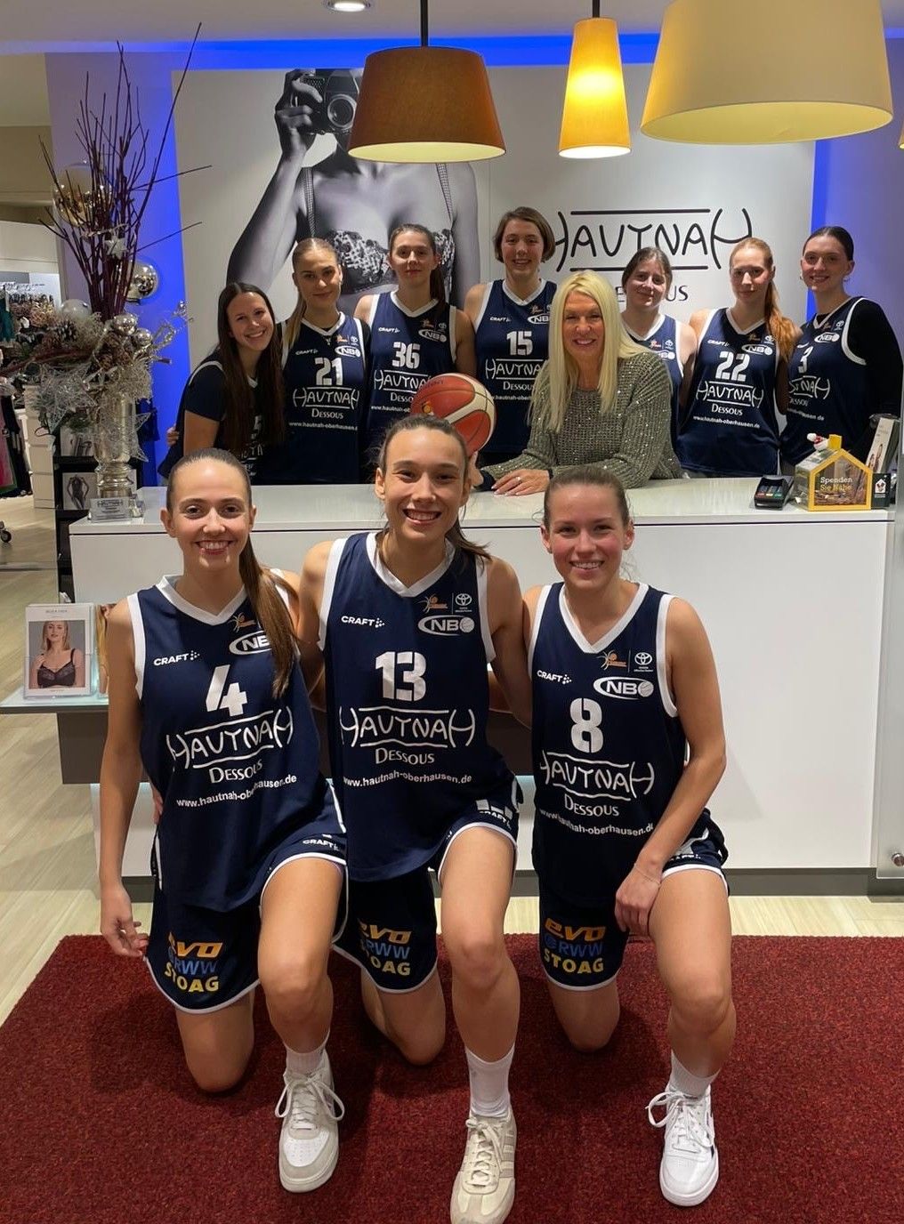 1. Damen bei Hautnah zu Besuch